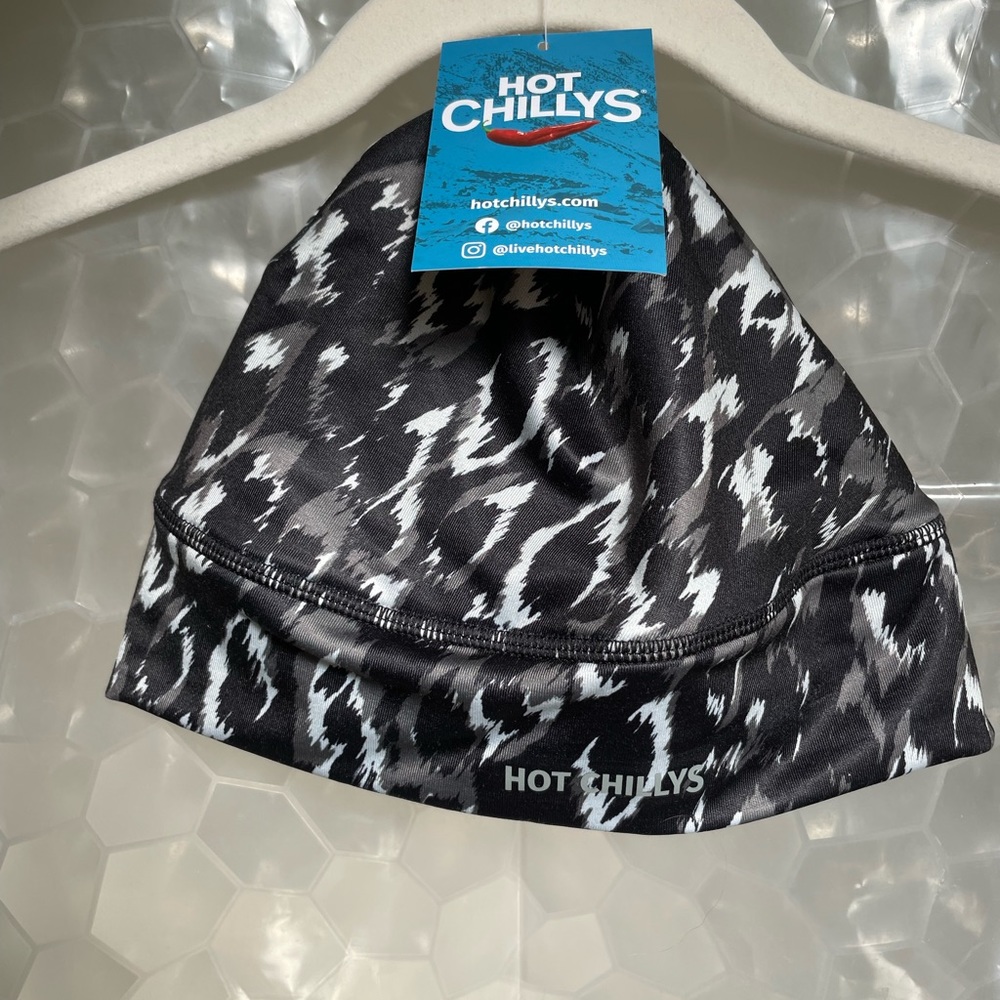 Hot Chillys Unisex Micro-Elite Chamois Print Beanie